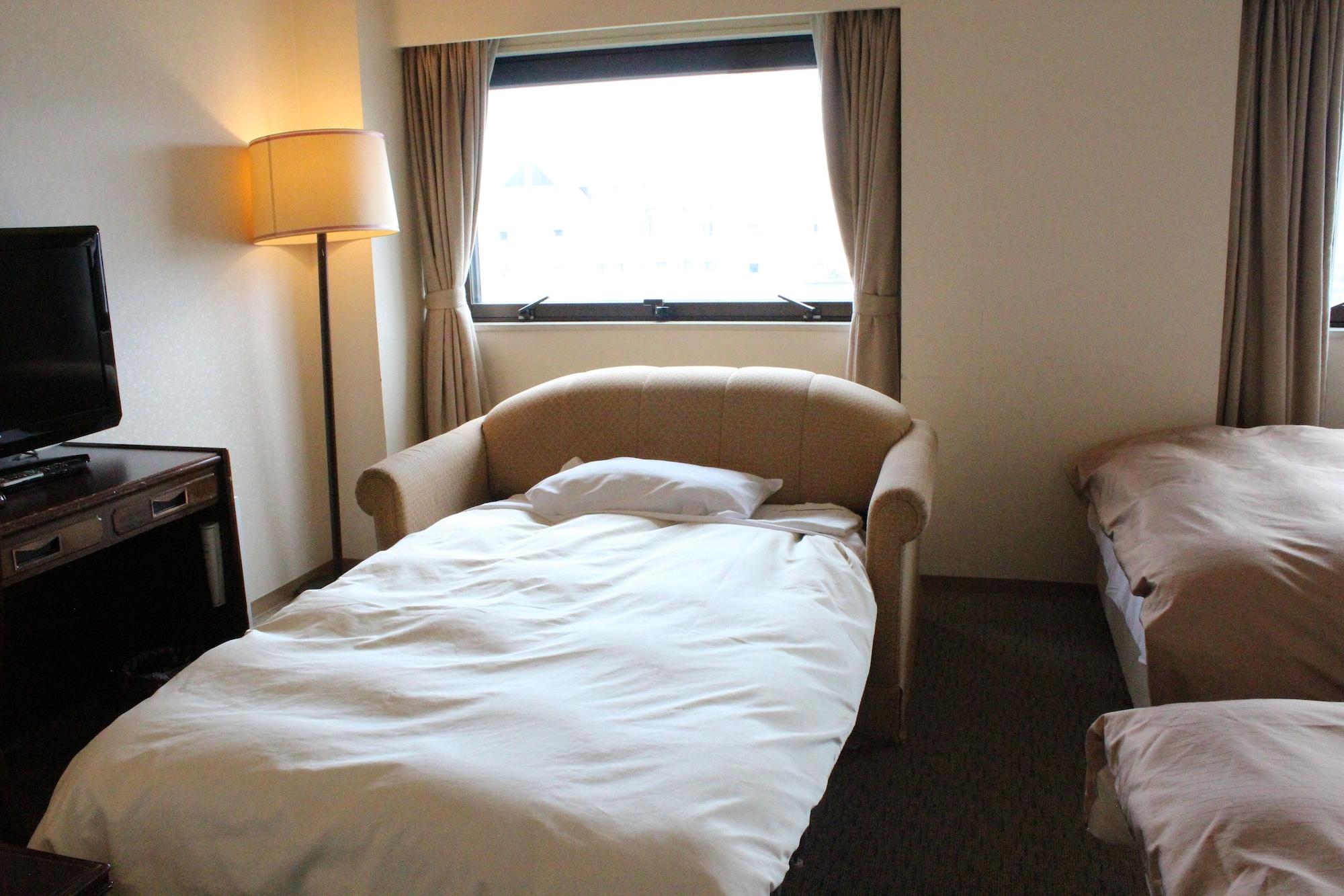 Hotel Grand Terrace Toyama Station Dış mekan fotoğraf