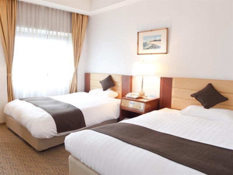 Hotel Grand Terrace Toyama Station Dış mekan fotoğraf