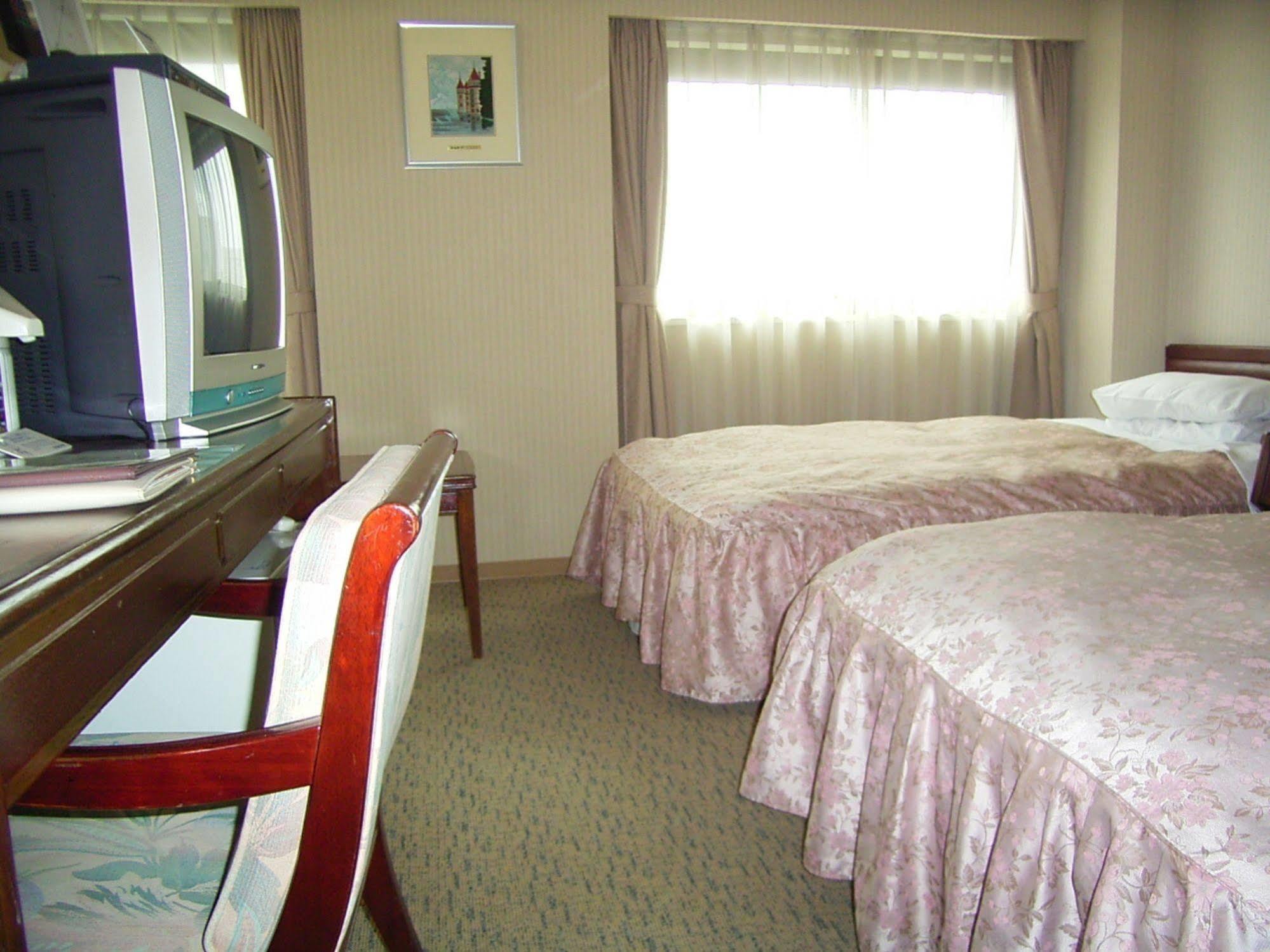 Hotel Grand Terrace Toyama Station Dış mekan fotoğraf
