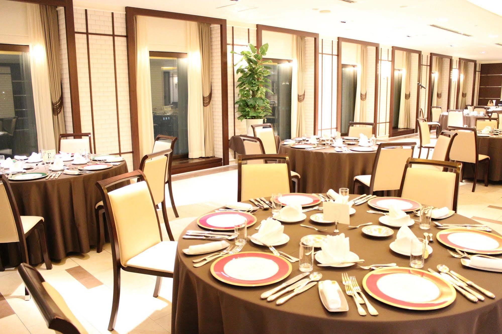 Hotel Grand Terrace Toyama Station Dış mekan fotoğraf